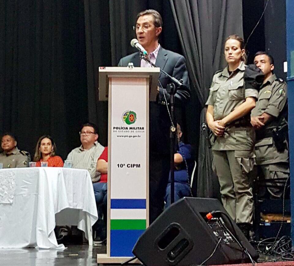 Francicsco oliveira em ceromônia