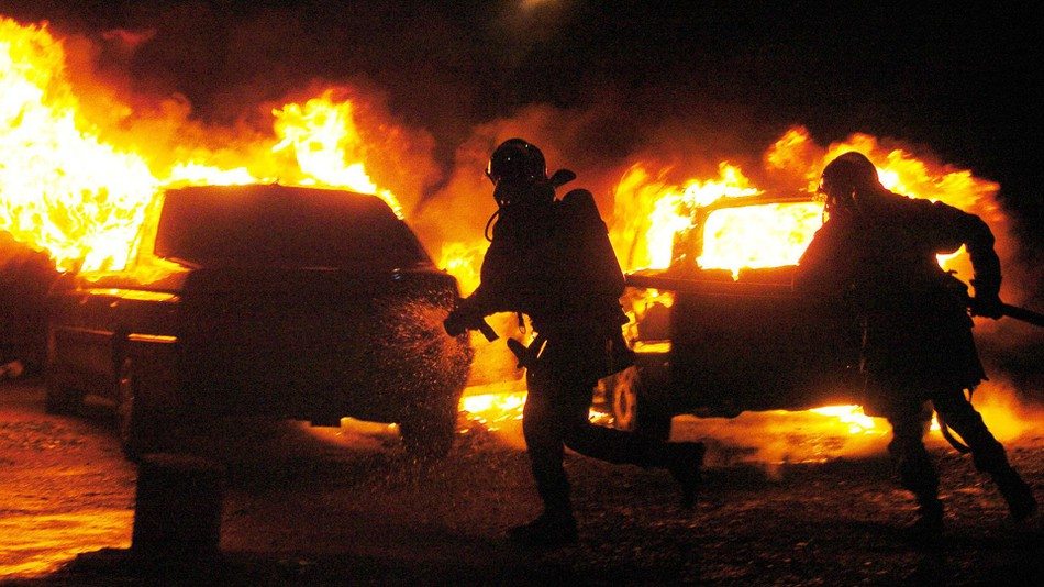 carros incendiados