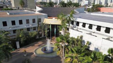 Imagem ilustrativa da Câmara Municipal de Goiânia vista dwe cima.