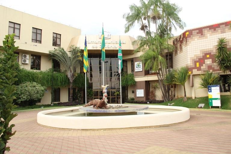 Imagem ilustrativa da Câmara Municipal de Goiânia. O concurso da Câmara Municipal de Goiânia oferece 62 vagas imediatas, além de 315 para cadastro de reserva.